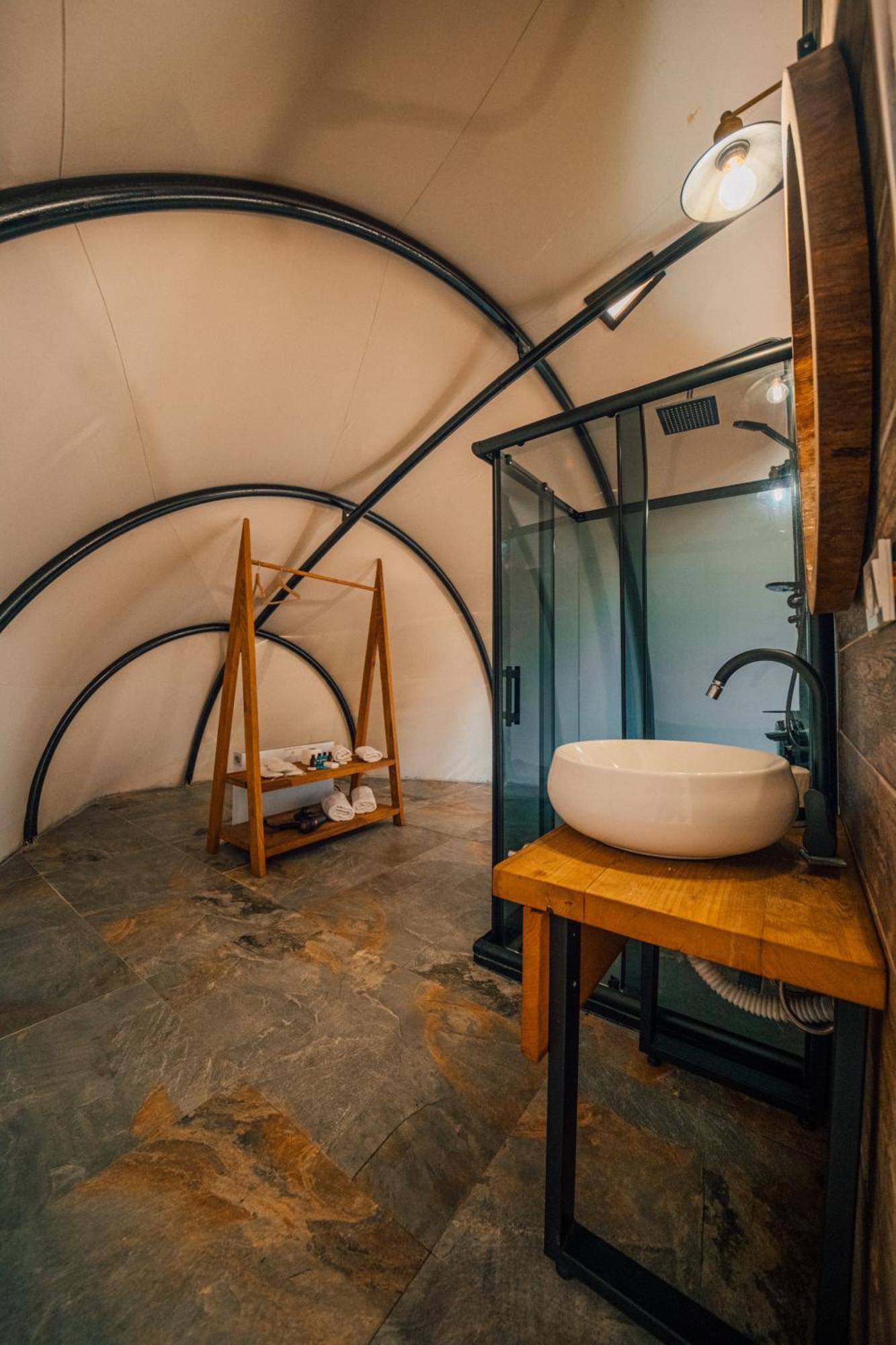 Snail House Sapanca Bed & Breakfast ภายนอก รูปภาพ