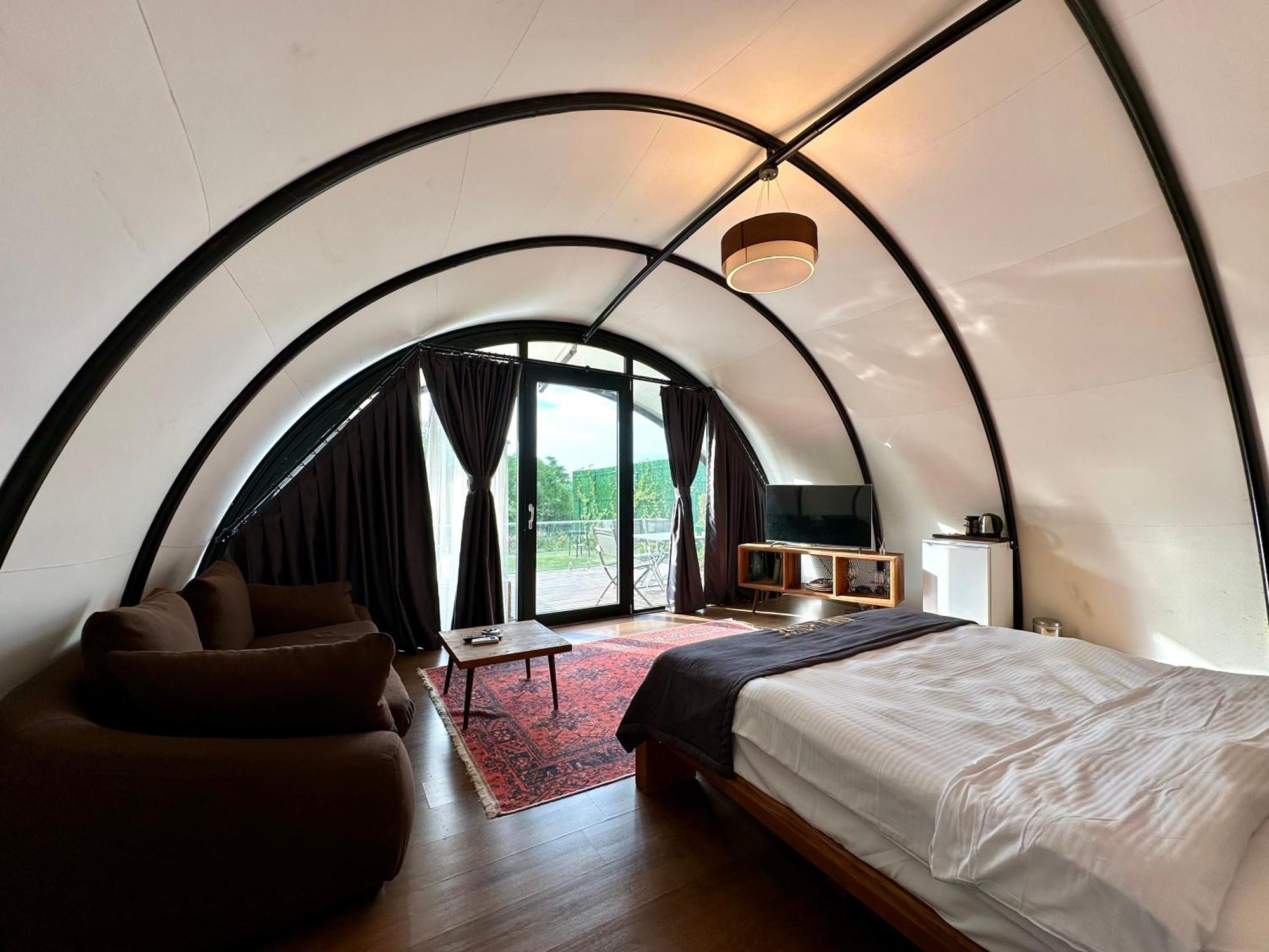 Snail House Sapanca Bed & Breakfast ภายนอก รูปภาพ